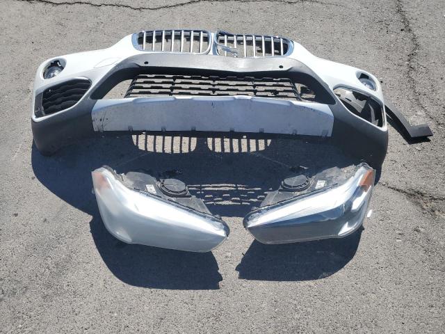 WBXHT3C34G5E56605 - 2016 BMW X1 XDRIVE28I WHITE photo 13