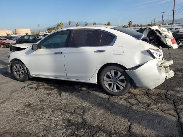 1HGCR2F38DA190972 - 2013 HONDA ACCORD LX WHITE photo 2
