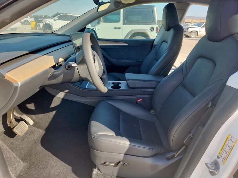 7SAYGDEE2RA275913 - 2024 TESLA MODEL Y Ақ фото 7