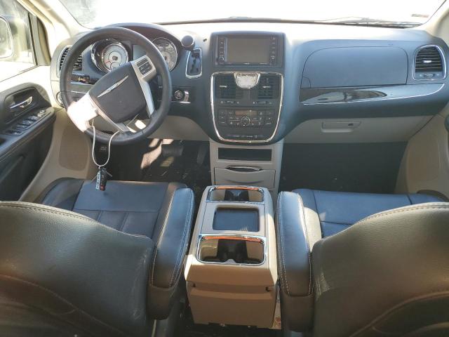 2C4RC1CG7GR303905 - 2016 CHRYSLER TOWN & COU TOURING L WHITE photo 8