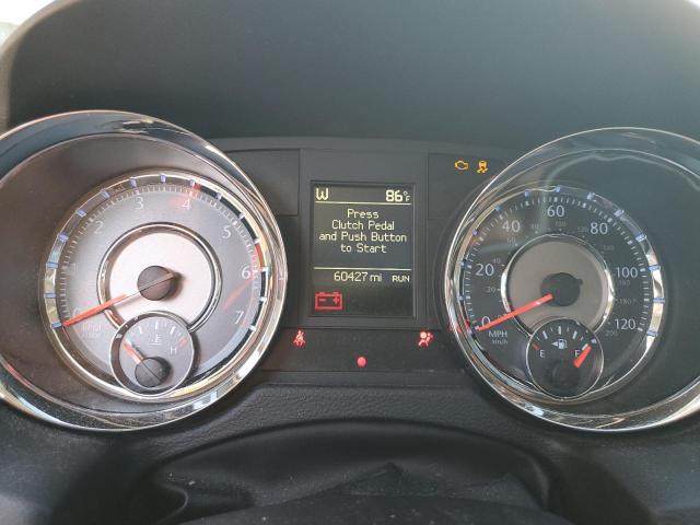 2C4RC1CG7GR303905 - 2016 CHRYSLER TOWN & COU TOURING L WHITE photo 9