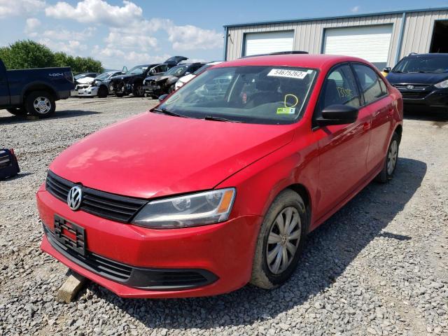 3VW2K7AJ7EM329394 - 2014 VOLKSWAGEN JETTA BASE RED photo 2