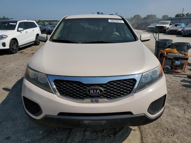 5XYKTCA16BG082774 - 2011 KIA SORENTO BASE BEIGE photo 5