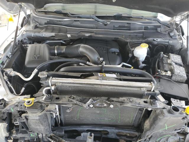 1C6RR6FT1JS325108 - 2018 RAM 1500 ST SILVER photo 11