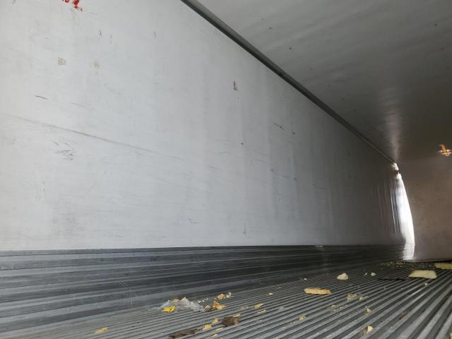 1UYVS2533FM390710 - 2015 UTILITY VS2RA WHITE photo 5