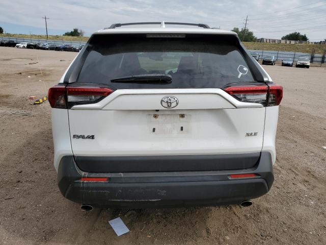 JTMW1RFVXLD048438 - 2020 TOYOTA RAV4 XLE WHITE photo 6
