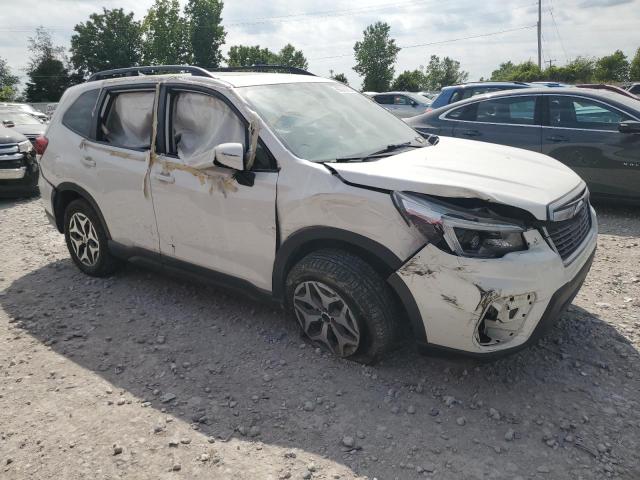 JF2SKAJC7MH521517 - 2021 SUBARU FORESTER PREMIUM თეთრი ფოტო 4