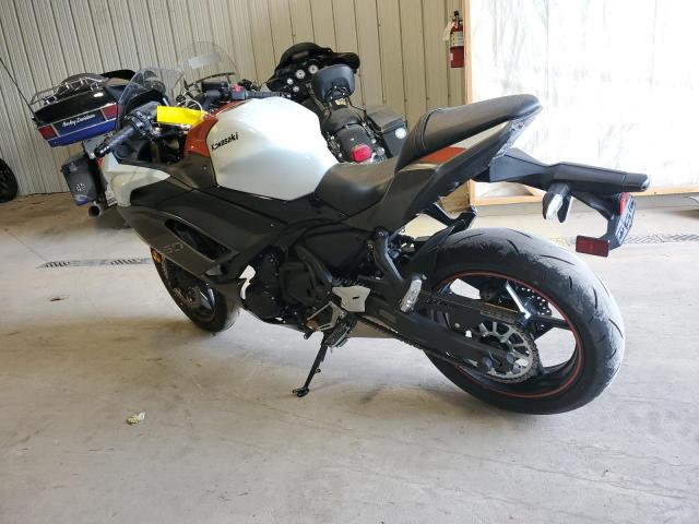 ML5EXER1XPDA90767 - 2023 KAWASAKI EX650 R Ақ фото 3