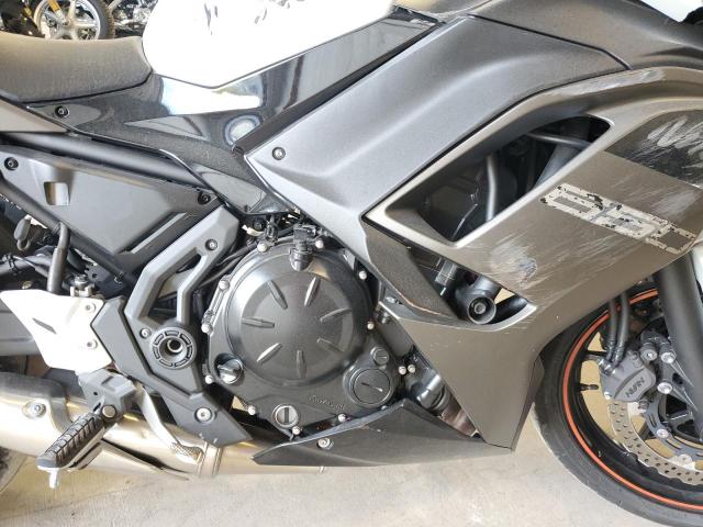 ML5EXER1XPDA90767 - 2023 KAWASAKI EX650 R Ақ фото 7