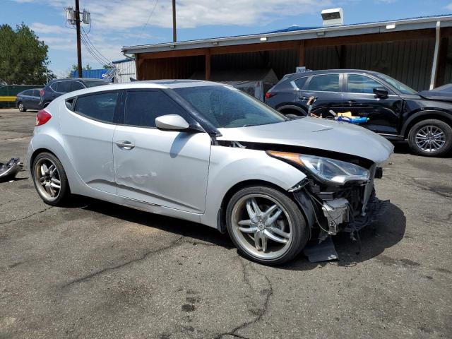 KMHTC6AD2DU096510 - 2013 HYUNDAI VELOSTER SILVER photo 4