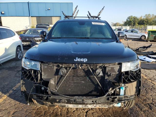 1C4RJFAG0JC179031 - 2018 JEEP GRAND CHER LAREDO Qara foto 5