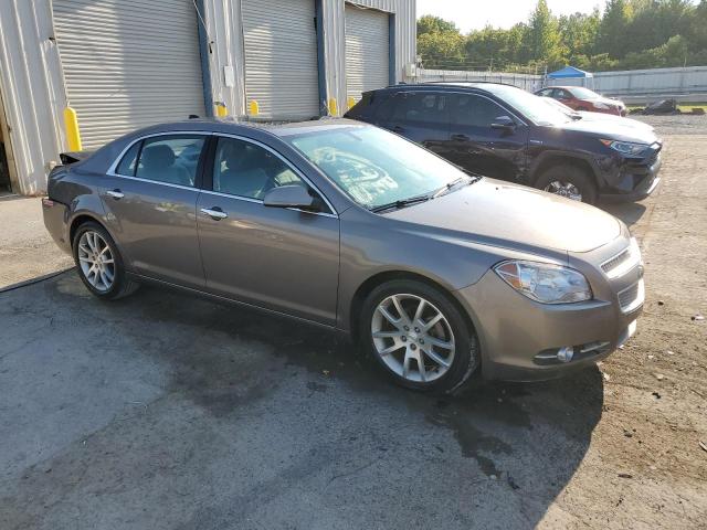 1G1ZE5E0XCF214261 - 2012 CHEVROLET MALIBU LTZ ნაცრისფერი ფოტო 4