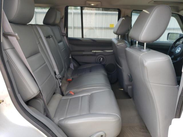 1J8HG48N46C210672 - 2006 JEEP COMMANDER 银色 照片 11