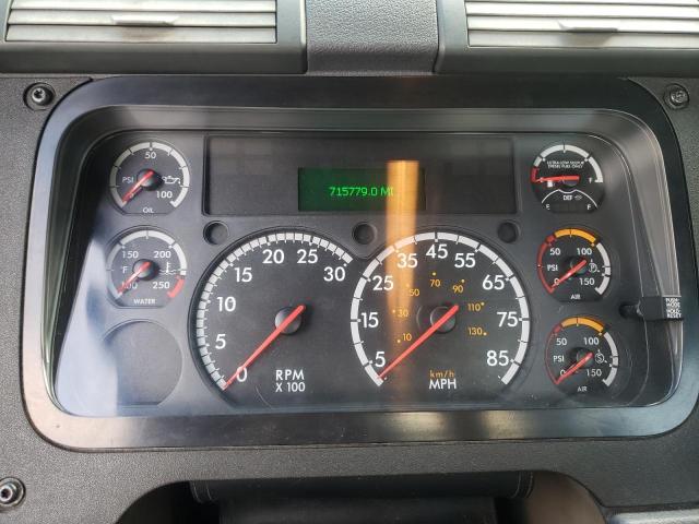 1FUBGEDV2GLHC5655 - 2016 FREIGHTLINER CASCADIA 1 WHITE photo 8