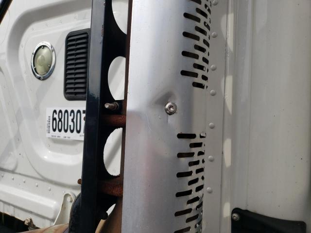 1FUBGEDV2GLHC5655 - 2016 FREIGHTLINER CASCADIA 1 WHITE photo 9