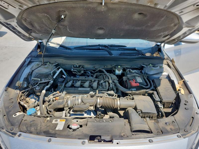 1HGCV1F12KA028305 - 2019 HONDA ACCORD LX SILVER photo 11