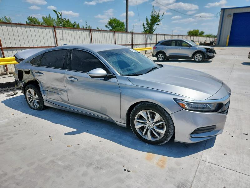 1HGCV1F12KA028305 - 2019 HONDA ACCORD LX SILVER photo 4