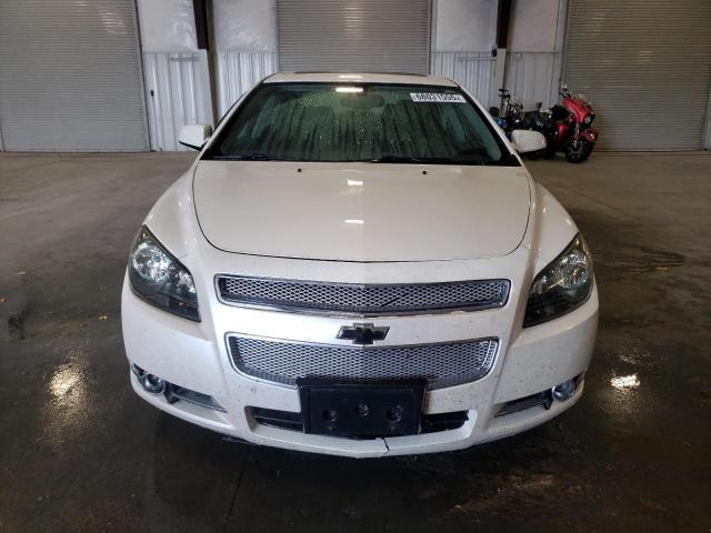 1G1ZE5EB3AF163751 - 2010 CHEVROLET MALIBU LS1 LTZ WHITE photo 5
