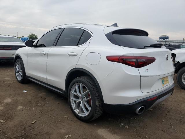 ZASPAKBN0K7C31322 - 2019 ALFA ROMEO STELVIO TI WHITE photo 2