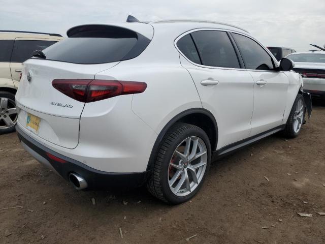 ZASPAKBN0K7C31322 - 2019 ALFA ROMEO STELVIO TI WHITE photo 3