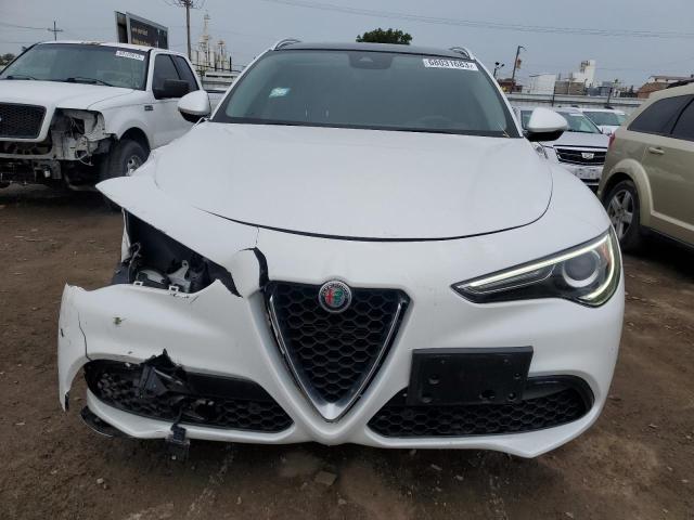 ZASPAKBN0K7C31322 - 2019 ALFA ROMEO STELVIO TI WHITE photo 5