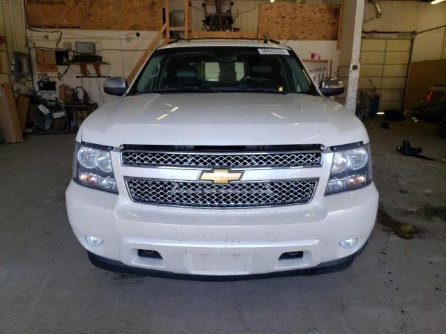 3GNTKGE77DG284760 - 2013 CHEVROLET AVALANCHE LTZ WHITE photo 5