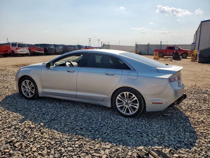 3LN6L2G95DR805754 - 2013 LINCOLN MKZ SILVER photo 2