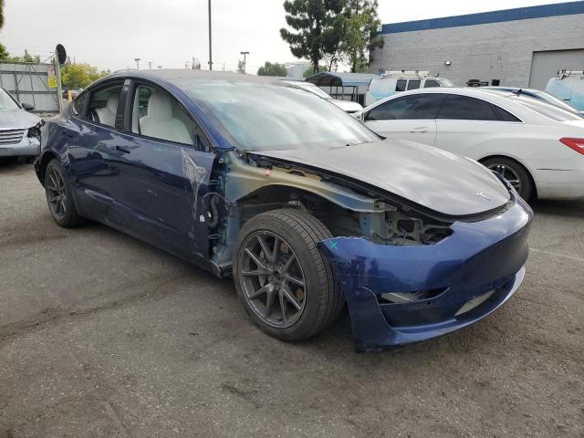 5YJ3E1EB7JF096632 - 2018 TESLA MODEL 3 Синий фото 4