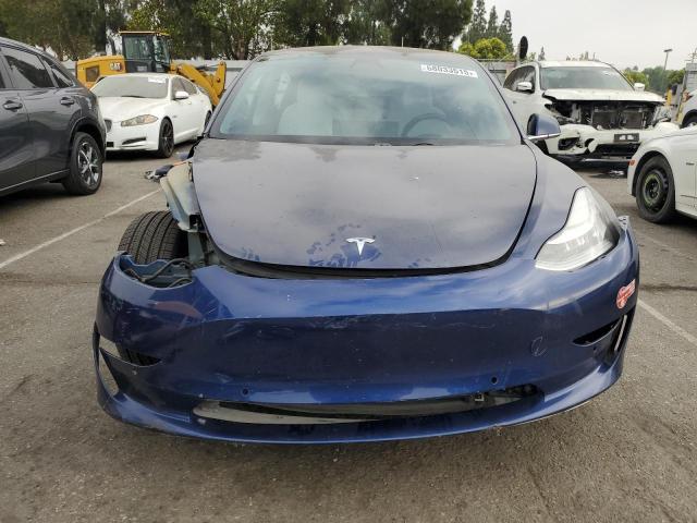 5YJ3E1EB7JF096632 - 2018 TESLA MODEL 3 Синий фото 5