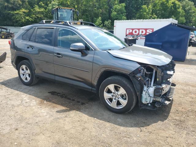 2T3W1RFV6LC035626 - 2020 TOYOTA RAV4 XLE GRAY photo 4