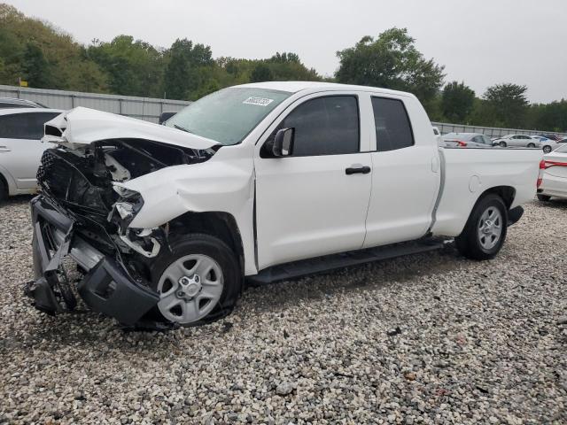 5TFRM5F18JX129881 - 2018 TOYOTA TUNDRA DOUBLE CAB SR/SR5 WHITE photo 1