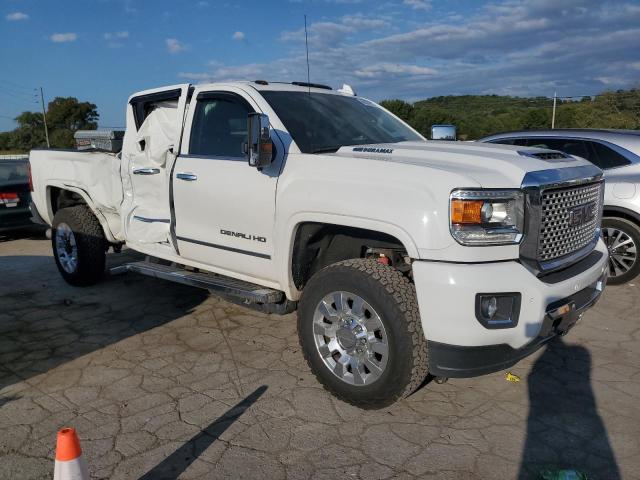 1GT42YEY5HF152194 - 2017 GMC SIERRA K3500 DENALI WHITE photo 4