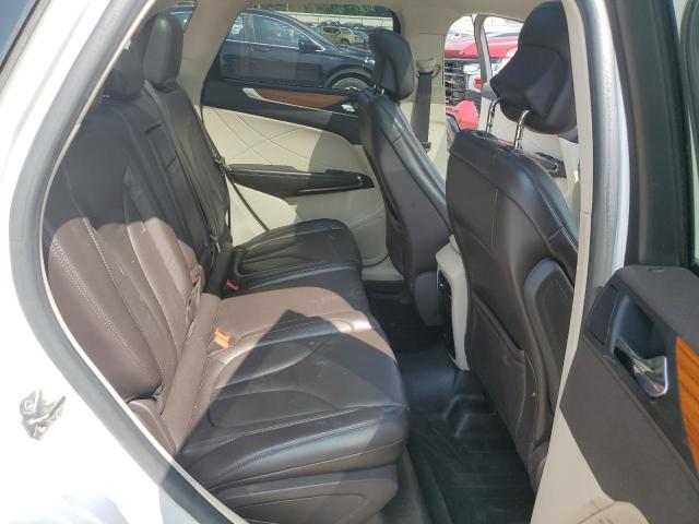 5LMTJ2DH6HUL68184 - 2017 LINCOLN MKC SELECT 白色 照片 11