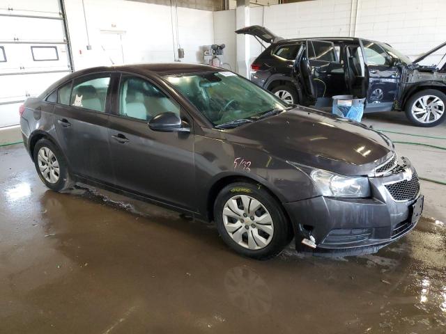 1G1PA5SG3E7151215 - 2014 CHEVROLET CRUZE LS GRAY photo 4