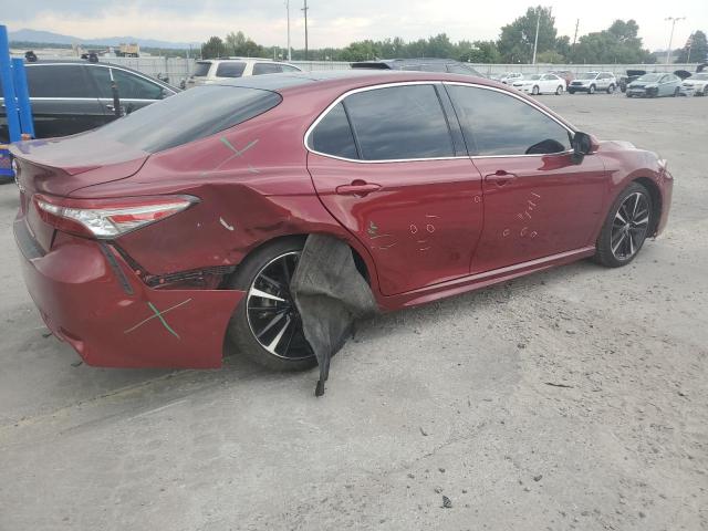 4T1B61HK1JU508731 - 2018 TOYOTA CAMRY XSE 勃艮第红 照片 3