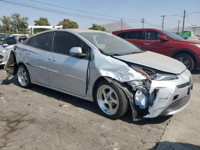 JTDKAMFU8N3161516 - 2022 TOYOTA PRIUS NIGHT SHADE Srebrny zdjęcie 4