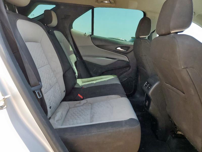 2GNAXHEVXK6159886 - 2019 CHEVROLET EQUINOX LS SILVER photo 11