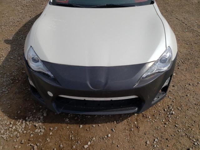 JF1ZNAA18D2703772 - 2013 TOYOTA SCION FR-S 白色 照片 11
