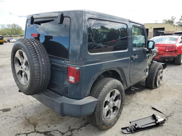 1C4AJWBG5HL576823 - 2017 JEEP WRANGLER SAHARA GRAY photo 3