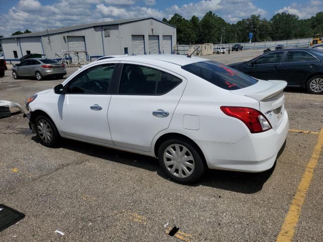 3N1CN7AP0JL860703 - 2018 NISSAN VERSA S Biały zdjęcie 2