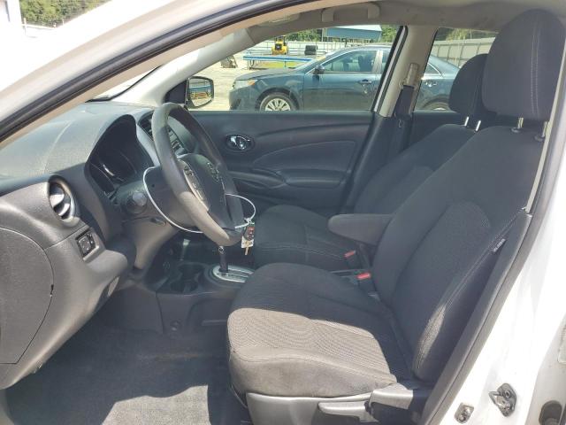 3N1CN7AP0JL860703 - 2018 NISSAN VERSA S Biały zdjęcie 7