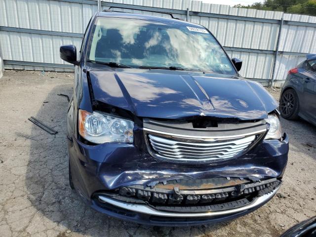 2C4RC1BG1GR157955 - 2016 CHRYSLER TOWN & COU TOURING BLUE photo 5