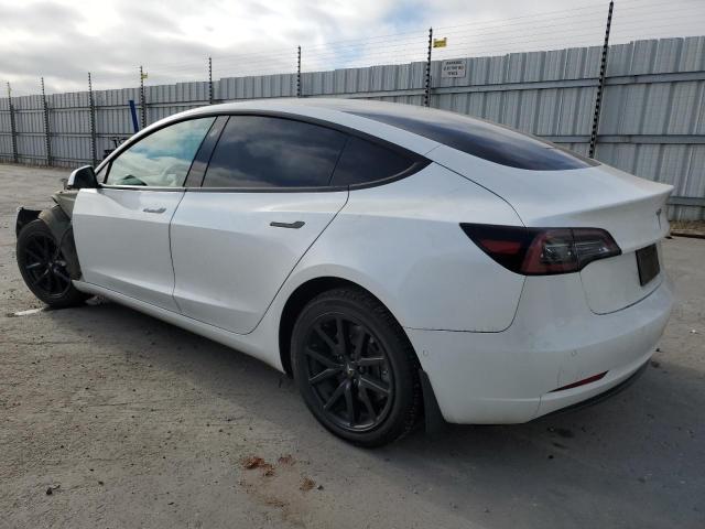 5YJ3E1EA3KF401553 - 2019 TESLA MODEL 3 WHITE photo 2