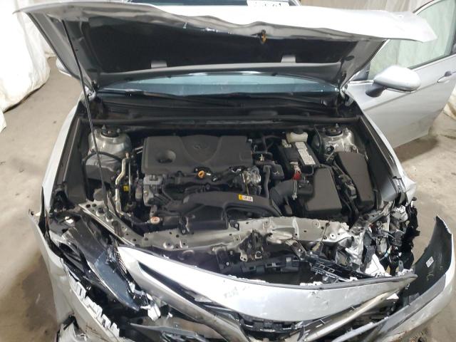 4T1G11AK1RU866938 - 2024 TOYOTA CAMRY SE NIGHT SHADE SILVER photo 11