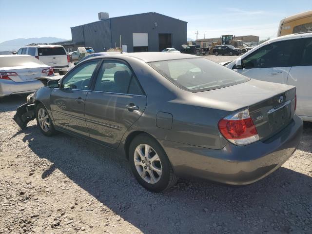 4T1BE30K35U580806 - 2005 TOYOTA CAMRY LE TAN photo 2