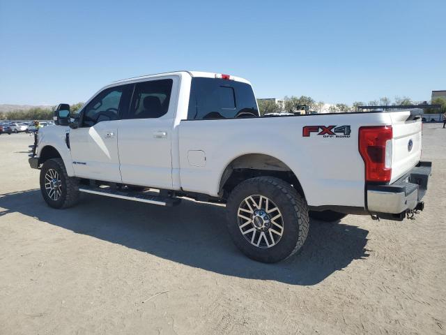 1FT7W2BTXJEC06110 - 2018 FORD F250 SUPER DUTY WHITE photo 2