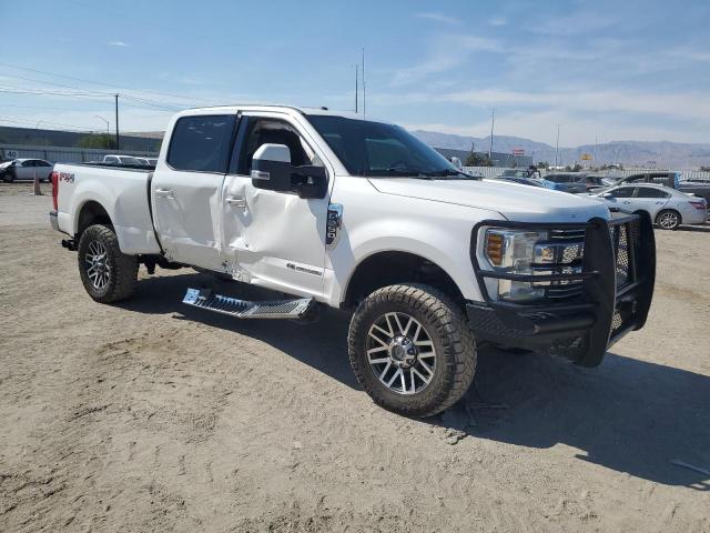 1FT7W2BTXJEC06110 - 2018 FORD F250 SUPER DUTY WHITE photo 4