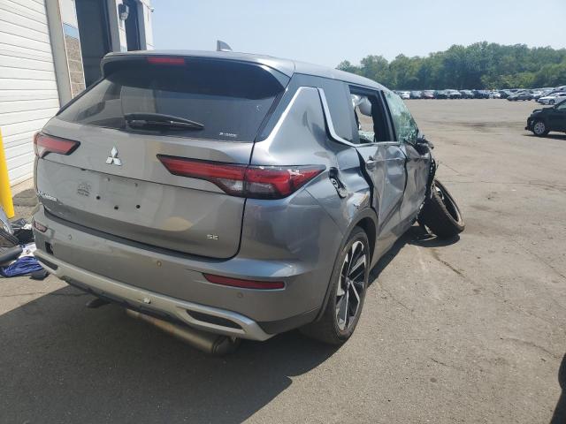JA4J4UA81PZ033061 - 2023 MITSUBISHI OUTLANDER SE SILVER photo 3