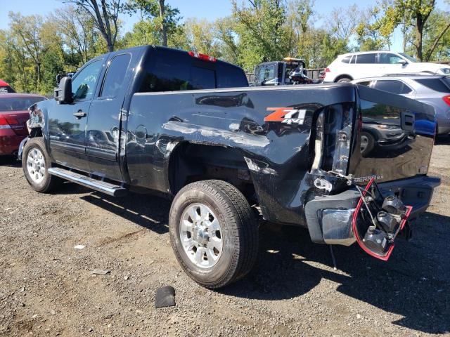 1GT220CG0DZ165169 - 2013 GMC SIERRA K2500 SLE BLACK photo 2