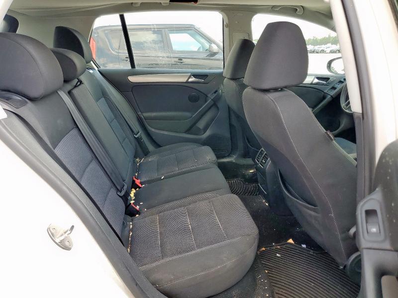 WVWDB7AJ4EW010630 - 2014 VOLKSWAGEN GOLF 白色 照片 10